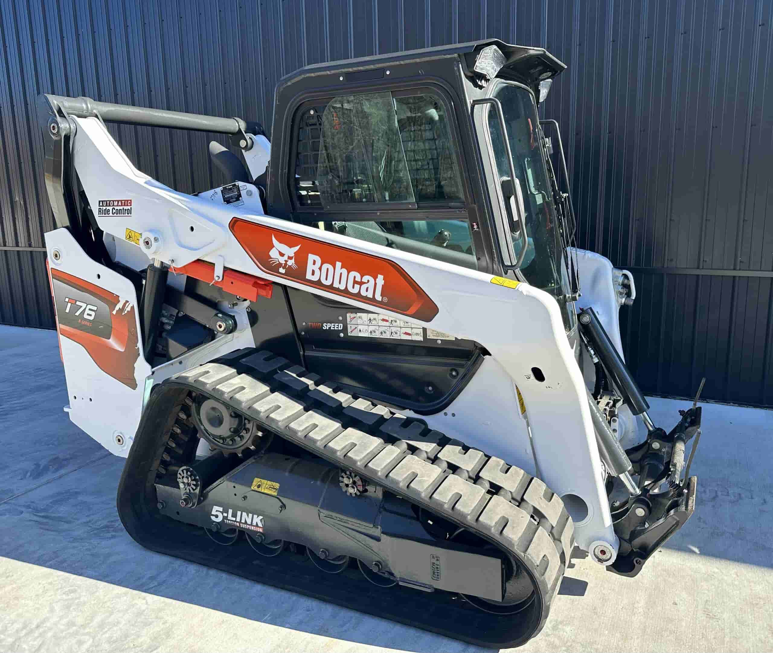 2021 BOBCAT T76
